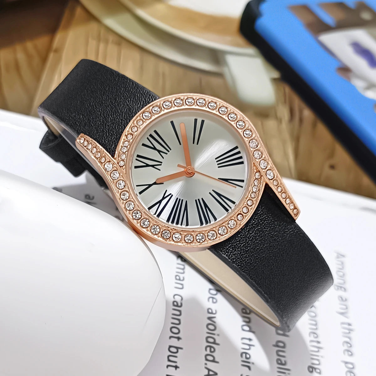 Elegant Leather Quartz Watch - Valentine's Edition
